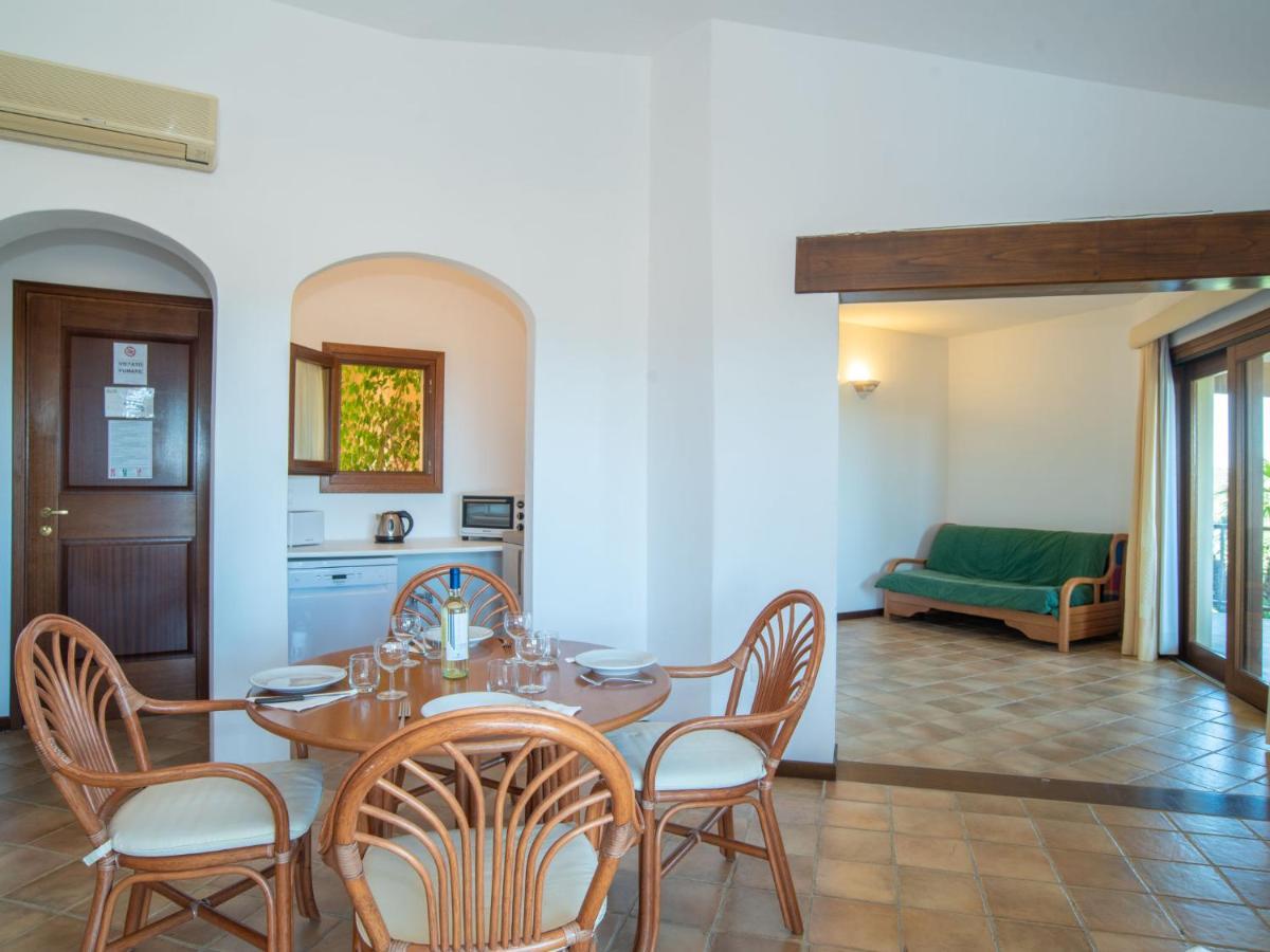 Holiday Home Corbezzolo 8 - Vista Village By Interhome Porto San Paolo  Buitenkant foto